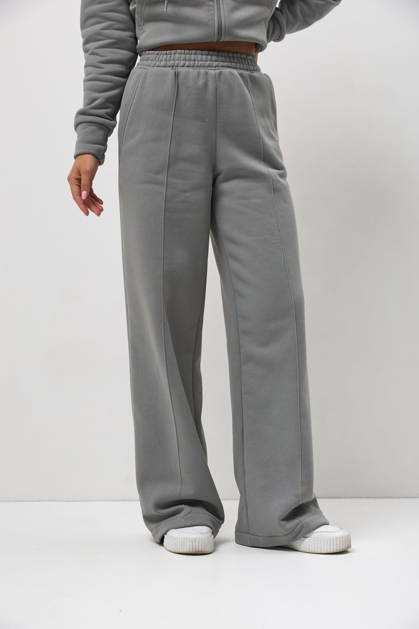 ZORO WOMAN ZIP KIT