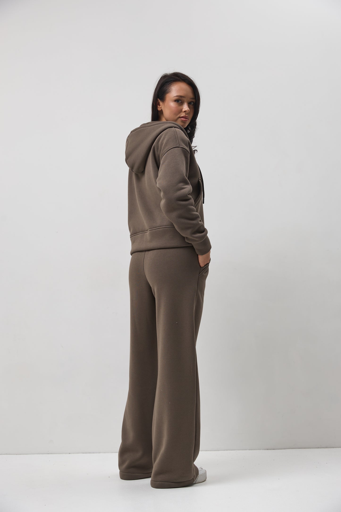 ZORO WOMAN ZIP KIT