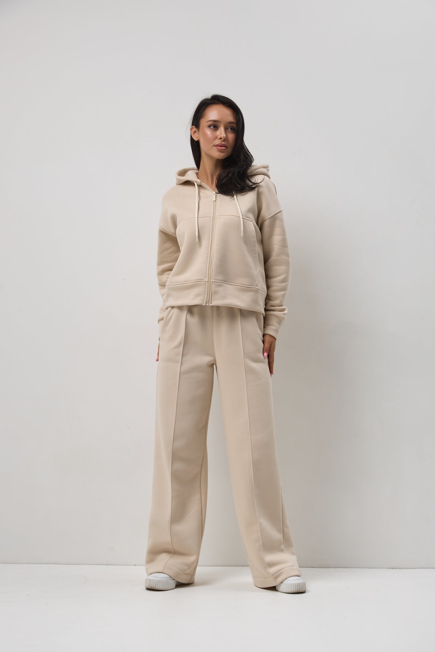 ZORO WOMAN ZIP KIT